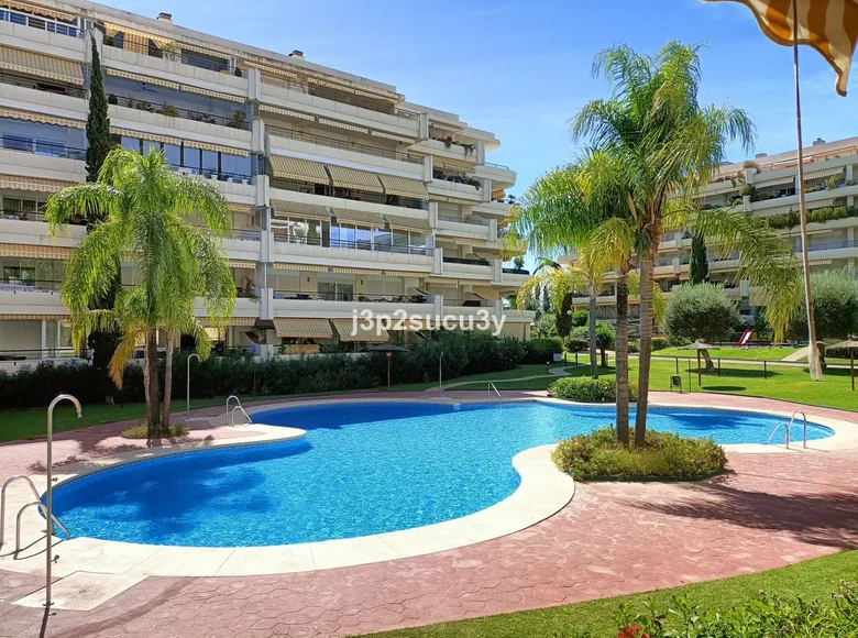 3 bedroom apartment 133 m² San Pedro Alcantara, Spain