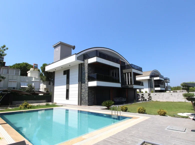 5-Zimmer-Villa 500 m² Bogazkent, Türkei