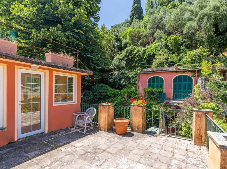 Dom 4 pokoi 300 m² Liguria, Włochy