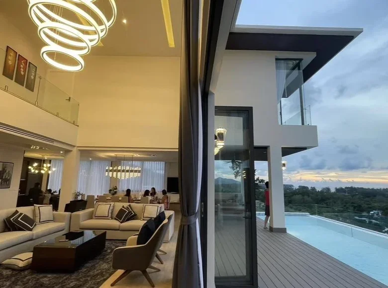 5-Zimmer-Villa 974 m² Phuket, Thailand