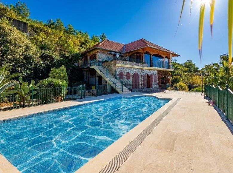 5-Zimmer-Villa 250 m² Alanya, Türkei
