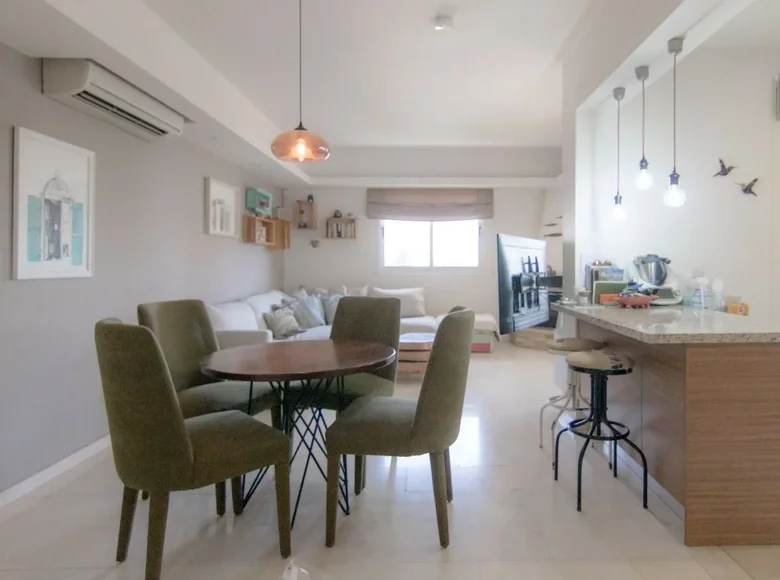 Mieszkanie 2 pokoi 109 m² Limassol, Cyprus