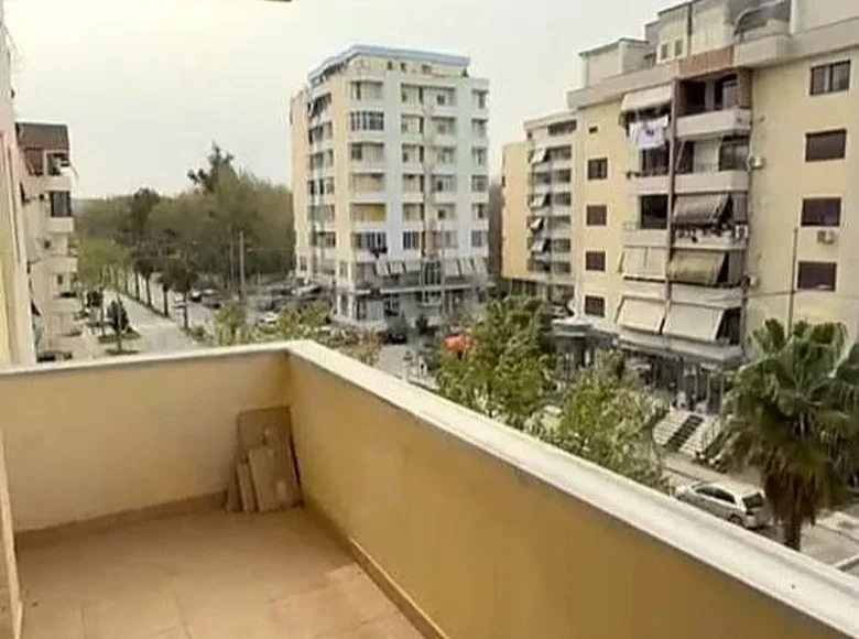 Mieszkanie 5 pokojów 189 m² Durres, Albania