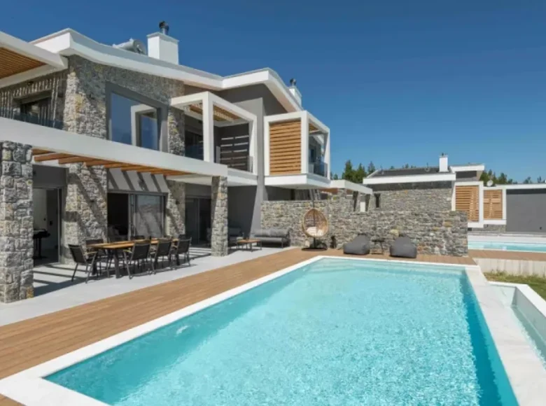 4 bedroom Villa 120 m² Agia Paraskevi, Greece