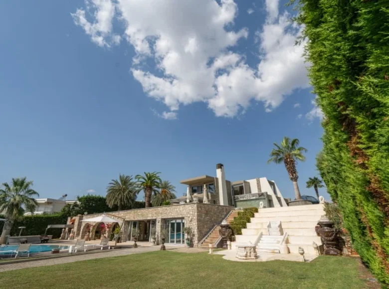 villa de 5 dormitorios 800 m² Polygyros, Grecia