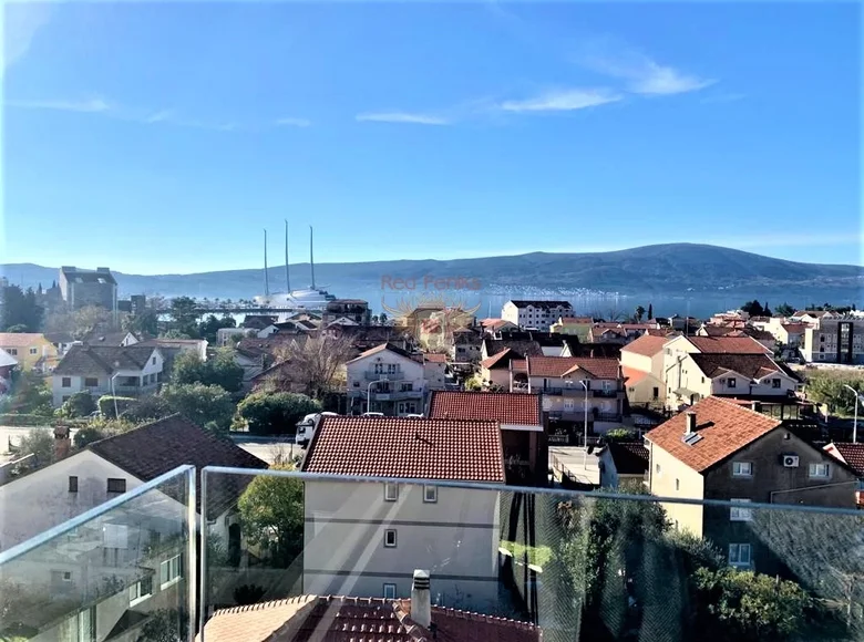 Mieszkanie 4 pokoi  Tivat, Czarnogóra