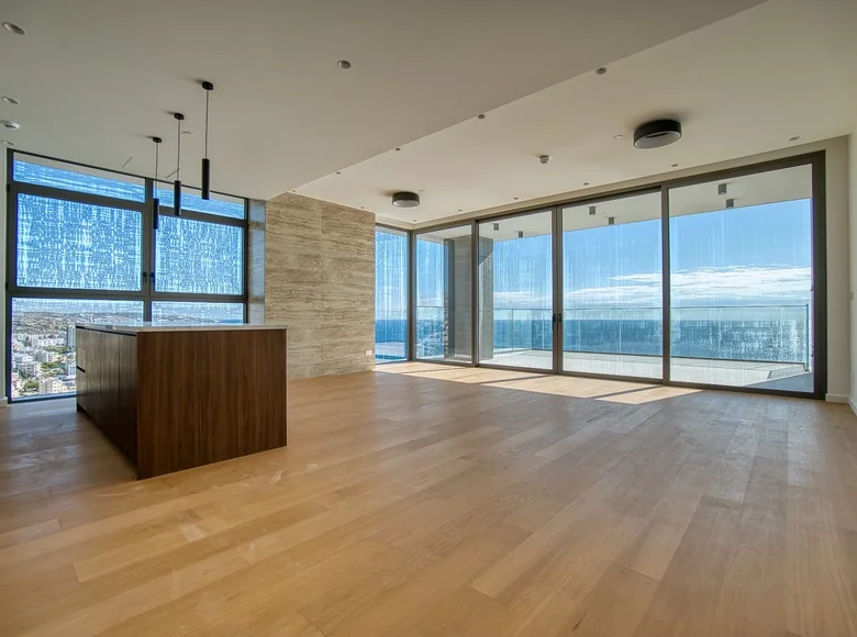 Квартира 3 спальни 195 м² Koinoteta Agiou Tychona, Кипр