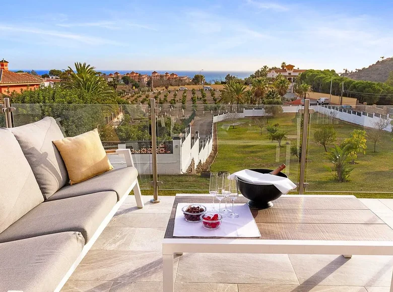 Villa de 6 pièces 378 m² Benalmadena, Espagne