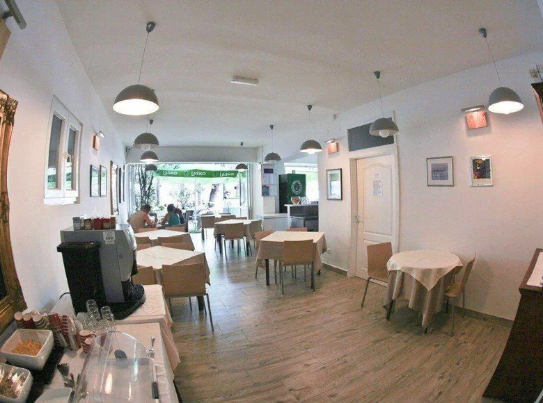 Hotel 533 m² in, All countries