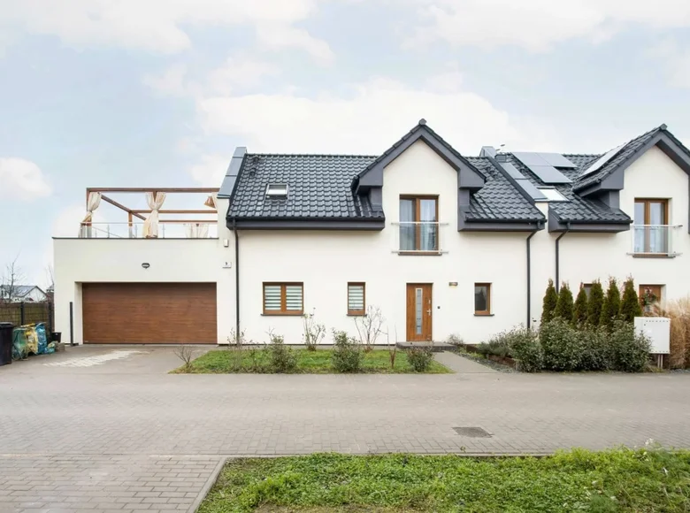 Casa 169 m² Lusowko, Polonia