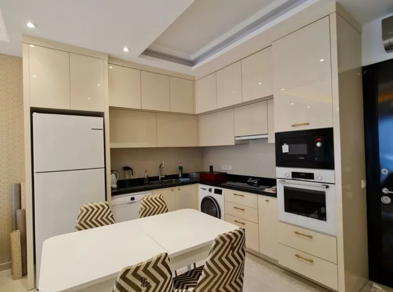 1 bedroom apartment 80 m² Mahmutlar, Turkey