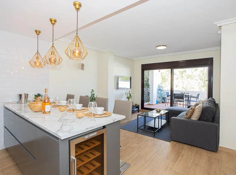 Квартира 3 спальни 115 м² Марбелья, Испания