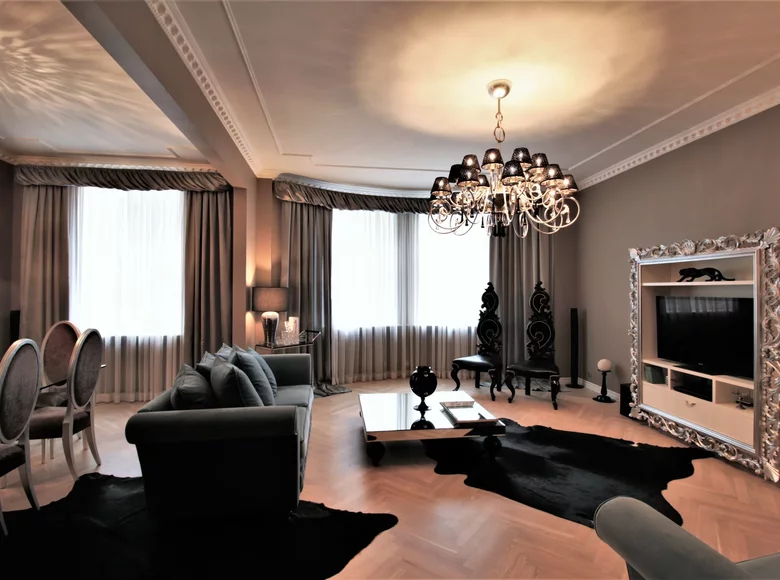 Квартира 5 комнат 202 м² Рига, Латвия