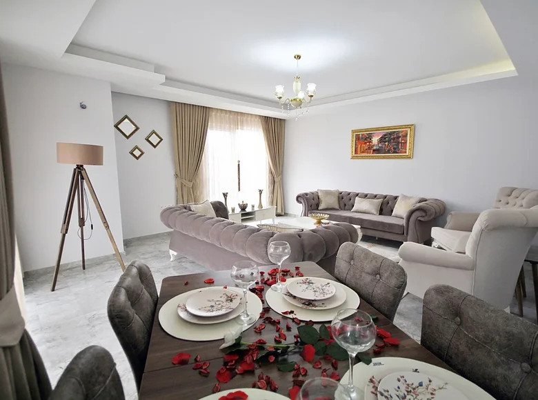 Mieszkanie 3 pokoi 125 m² Alanya, Turcja