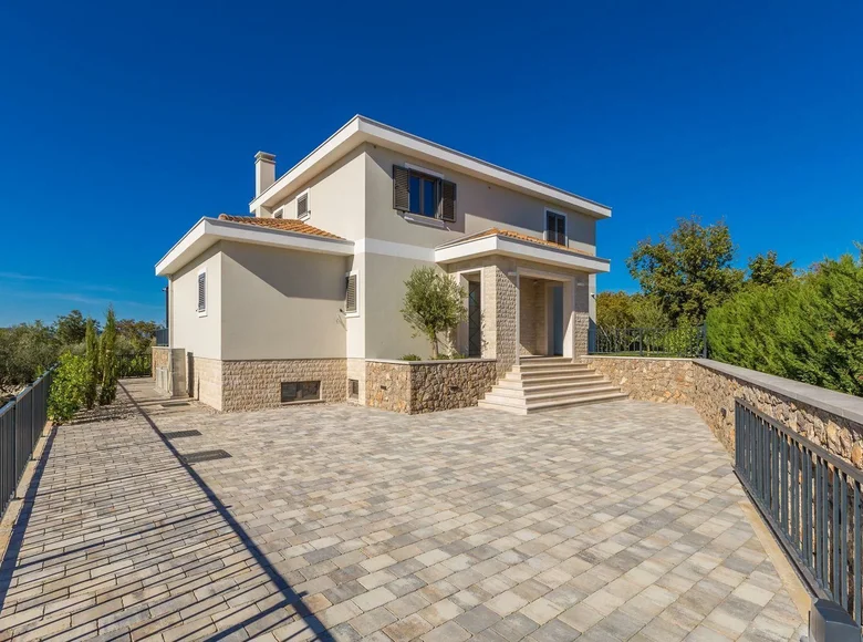 4 bedroom Villa 320 m² Mjesni odbor Poganka - Sveti Anton, Croatia