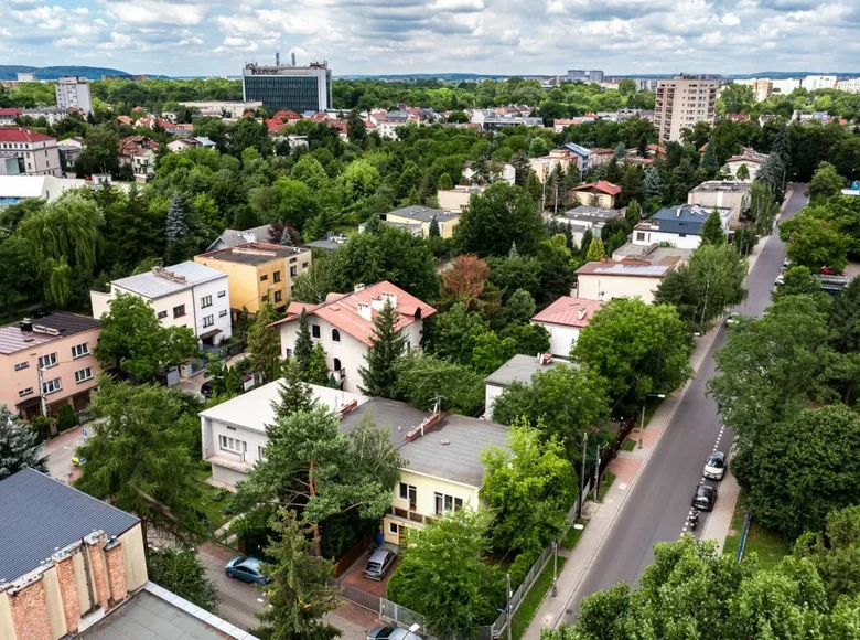 House 161 m² Krakow, Poland