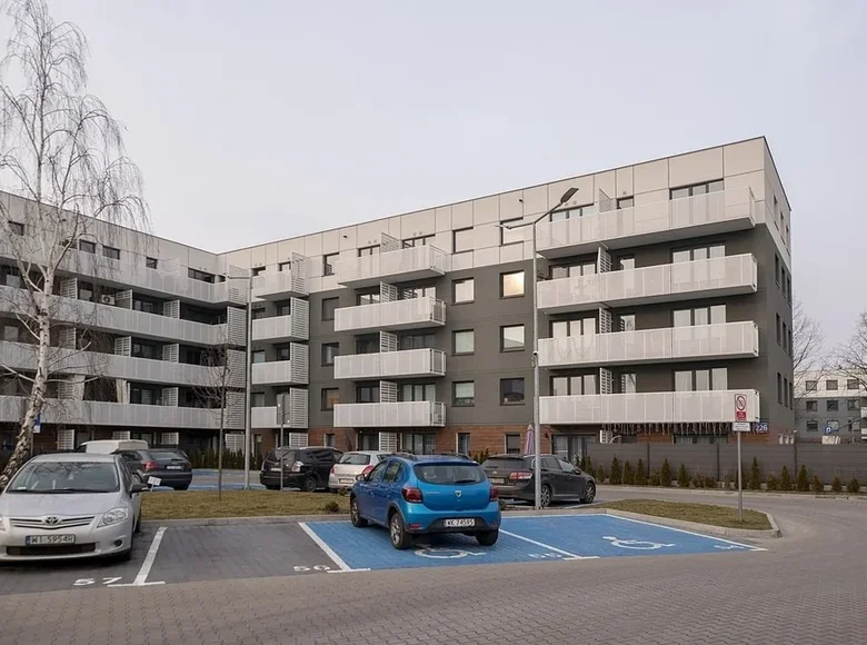 Mieszkanie 4 pokoi 58 m² Warszawa, Polska