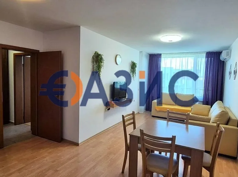 Mieszkanie 2 pokoi 66 m² Nesebyr, Bułgaria