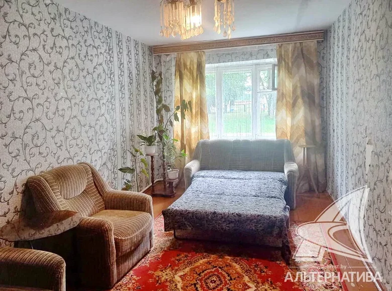 2 room apartment 45 m² Lieninski, Belarus