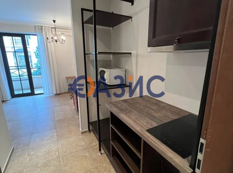 Mieszkanie 2 pokoi 77 m² Obzor, Bułgaria