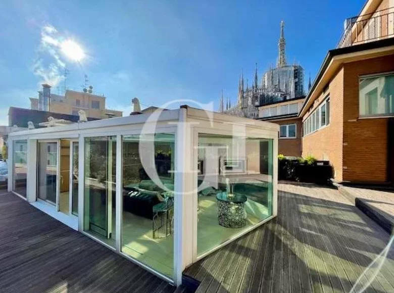 Penthouse 5 pokojów 285 m² Mediolan, Włochy