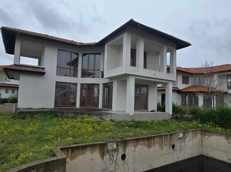Apartamento 3 habitaciones 180 m² Aheloy, Bulgaria