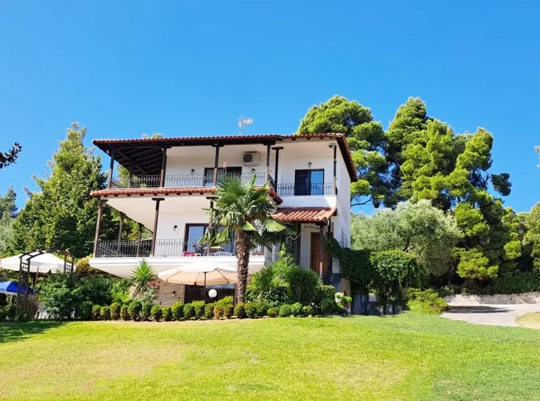 villa de 3 chambres 180 m² Kriopigi, Grèce