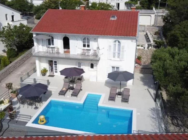 4 bedroom Villa 240 m² Novi Vinodolski, Croatia