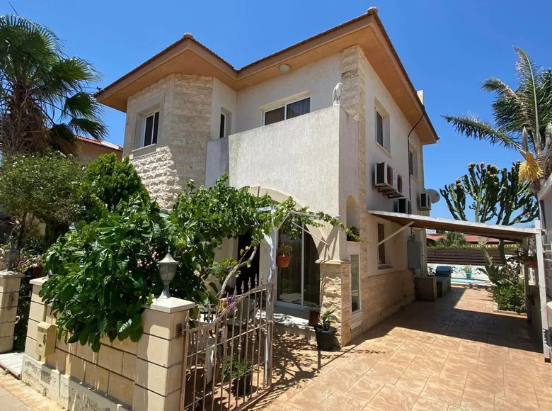 3 bedroom villa 130 m² Liopetri, Cyprus