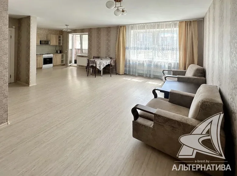 Квартира 1 комната 36 м² Брест, Беларусь