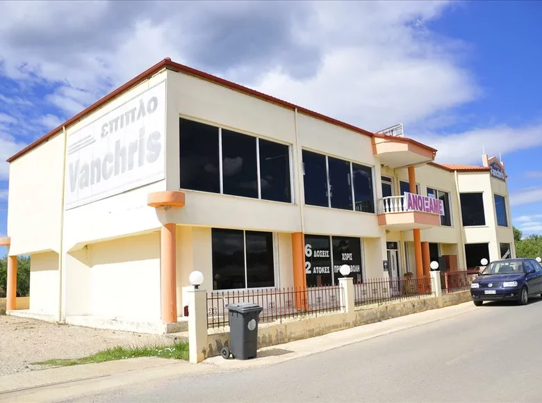 Commercial property 1 250 m² in Gerakini, Greece
