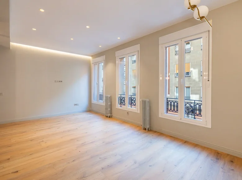 Квартира 3 спальни 105 м² Мадрид, Испания