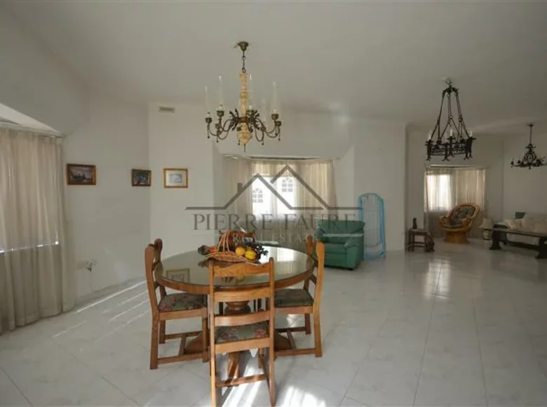 2 bedroom apartment 130 m² Sliema, Malta