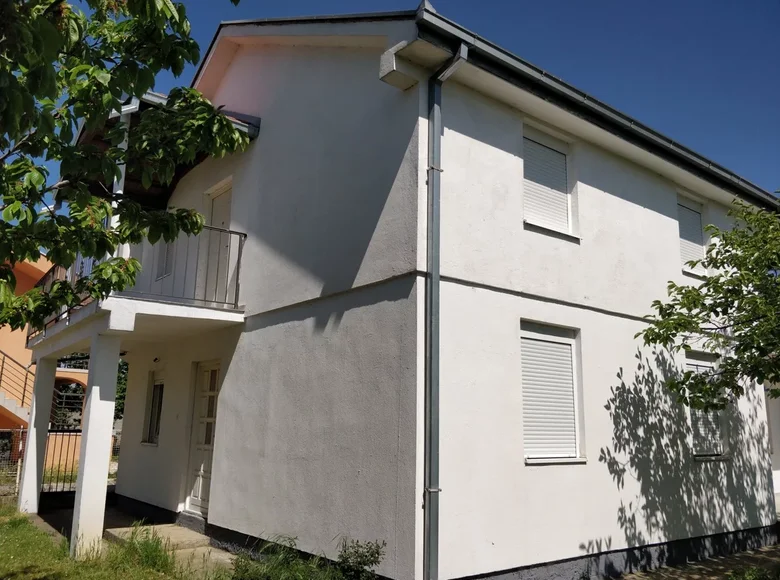 6 bedroom house 200 m² Podgorica, Montenegro