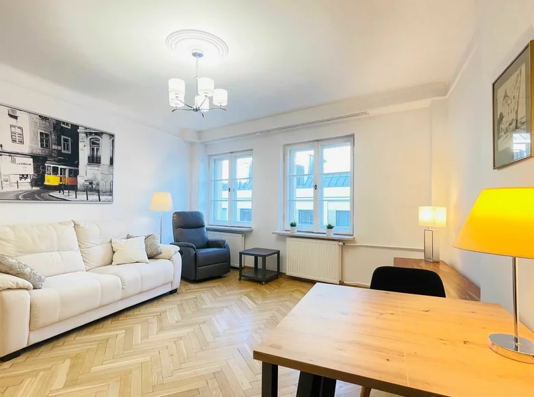 2 room apartment 51 m² in Warsaw, Poland