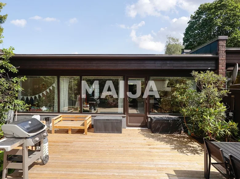 3 bedroom apartment 90 m² Helsinki sub-region, Finland
