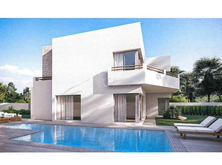 4 bedroom Villa 295 m² l Alfas del Pi, Spain