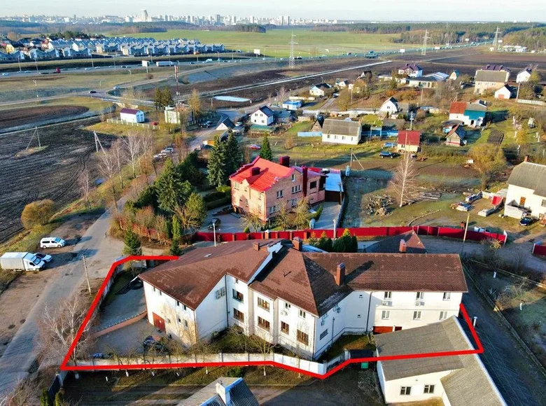 Bureau 1 255 m² à Papiarnianski sielski Saviet, Biélorussie
