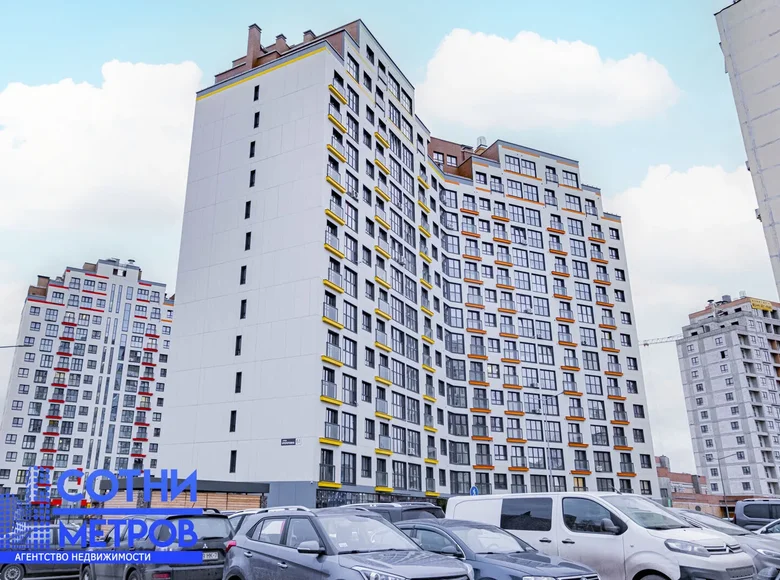 Mieszkanie 4 pokoi 108 m² Mińsk, Białoruś