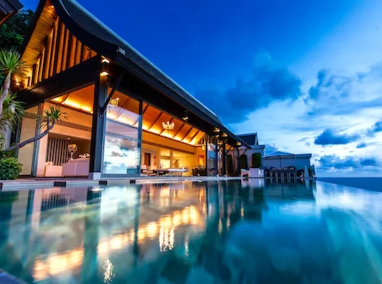 villa de 5 chambres 1 225 m² Phuket, Thaïlande