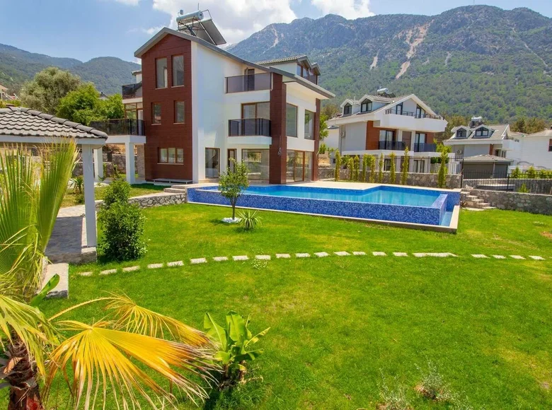Willa 8 pokojów 400 m² Ölüdeniz, Turcja