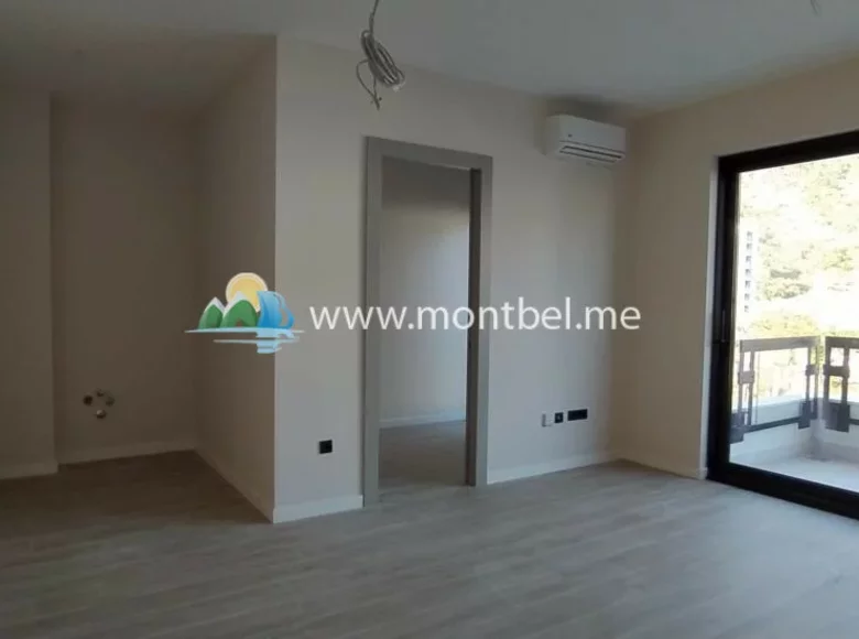 2 bedroom apartment 45 m² Budva Municipality, Montenegro