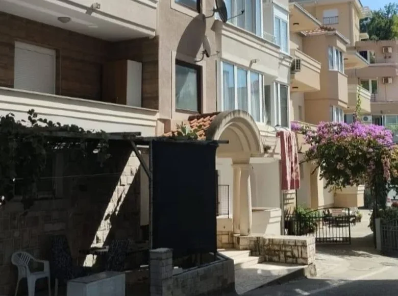 Wohnung 3 zimmer  Becici, Montenegro