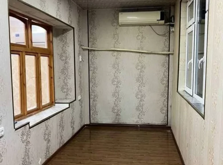 Kvartira 3 xonalar 65 m² Beshkurganda