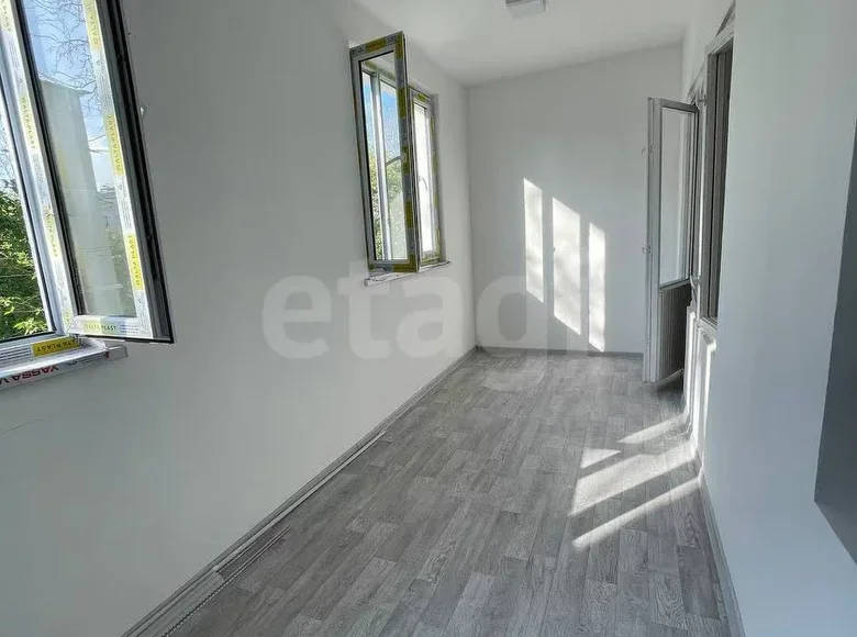 Kvartira 46 m² Toshkentda