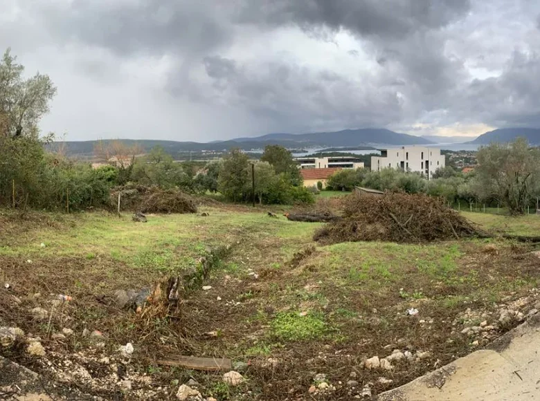 Land  Gradiosnica, Montenegro