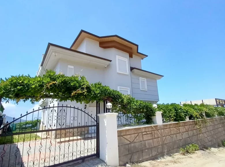 Villa de 5 habitaciones 230 m² Alanya, Turquía