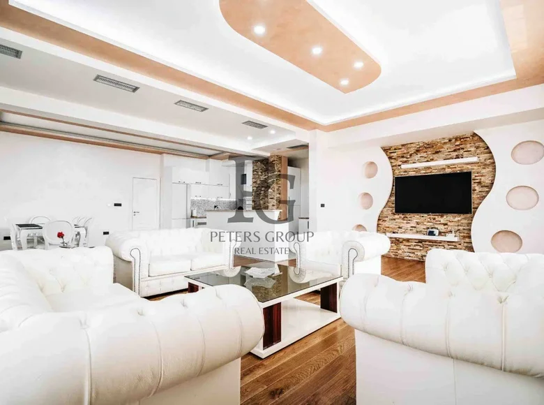 2 bedroom penthouse 140 m² Budva, Montenegro