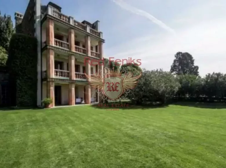 Villa de 6 habitaciones 560 m² Verbania, Italia