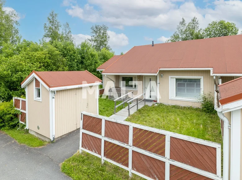 Mieszkanie 4 pokoi 90 m² Kemi, Finlandia